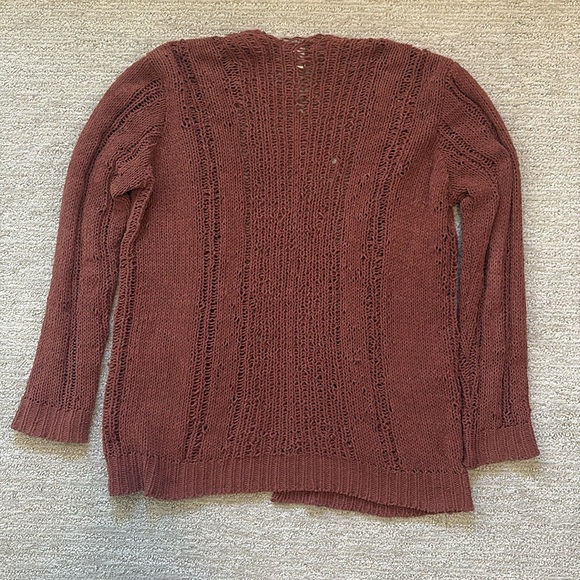 Woman’s dark orange/rust colored cardigan. - Picture 4 of 4